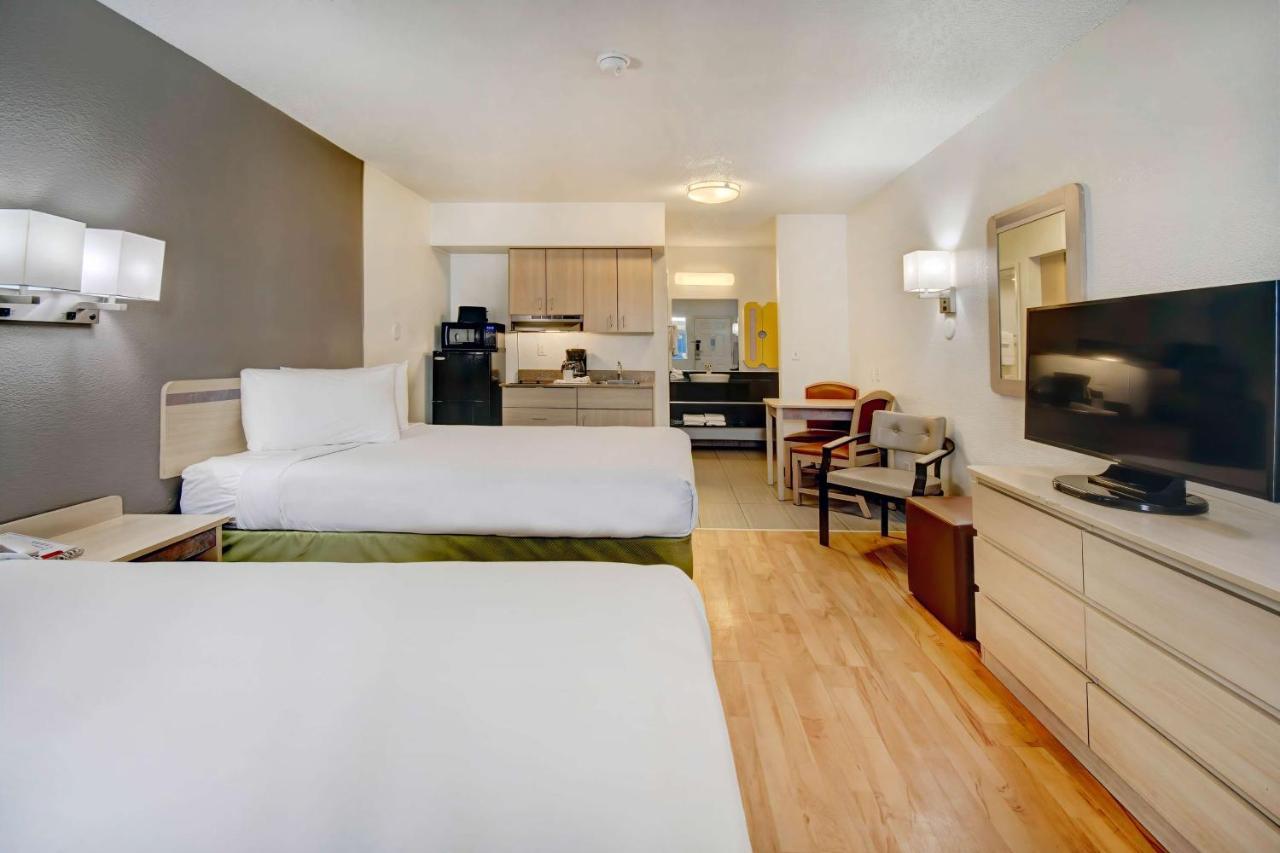 6-tucson, Az - Irvington Road Hotel