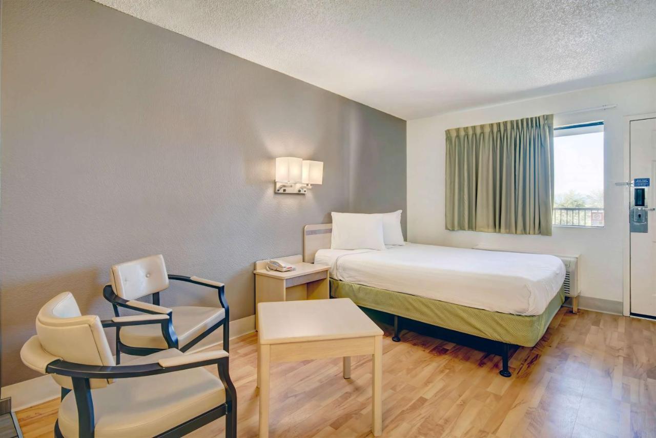 6-tucson, Az - Irvington Road 2*