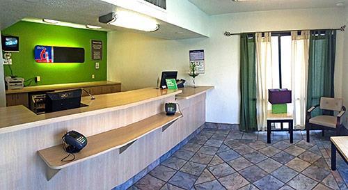 Hotel 6-tucson, Az - Irvington Road